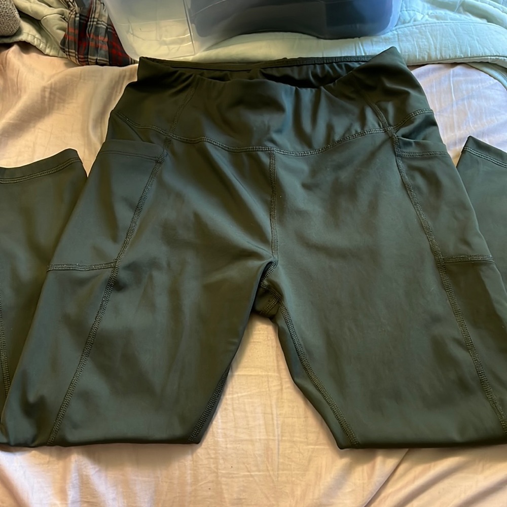 Green Yoga pants